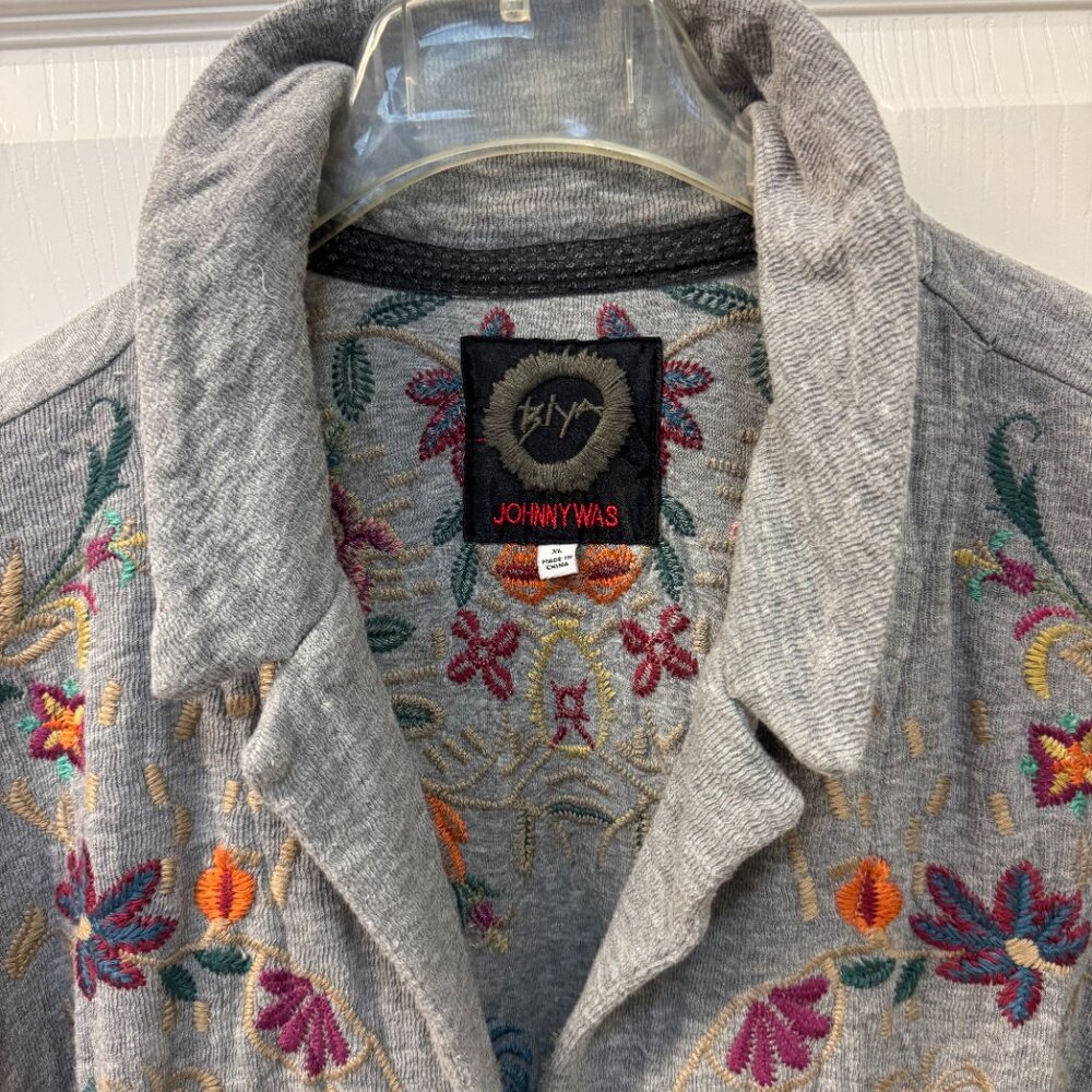 Johnny Was Brand. Heavily Embroidered All Cotton Blazer jacket Size XL - Picture 4 of 10